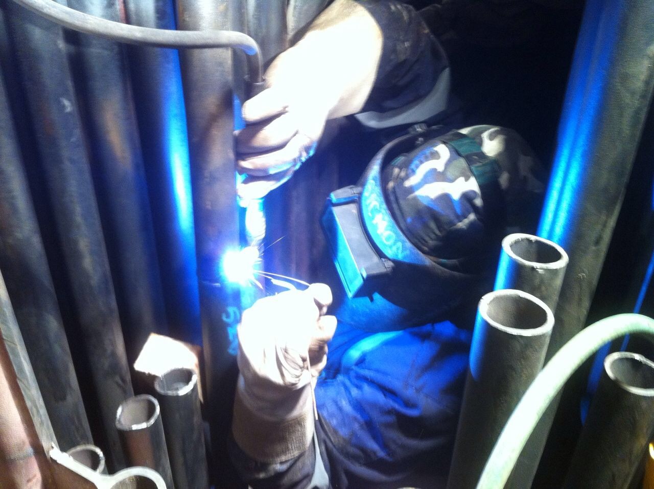 Trabajo de soldadura especial FGH